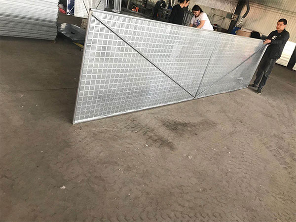 钢制爬架网 - 河北旭凰金属丝网制品有限公司图片3